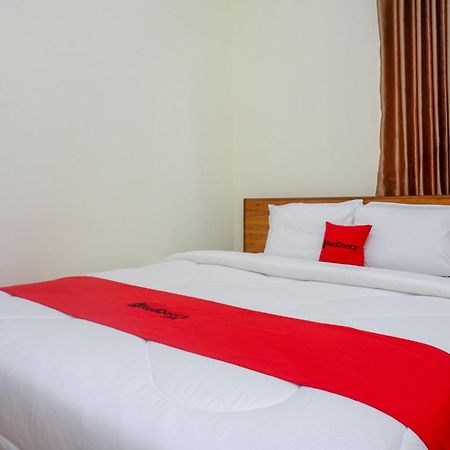Reddoorz Near Rita Supermall Purwokerto 2 Екстер'єр фото