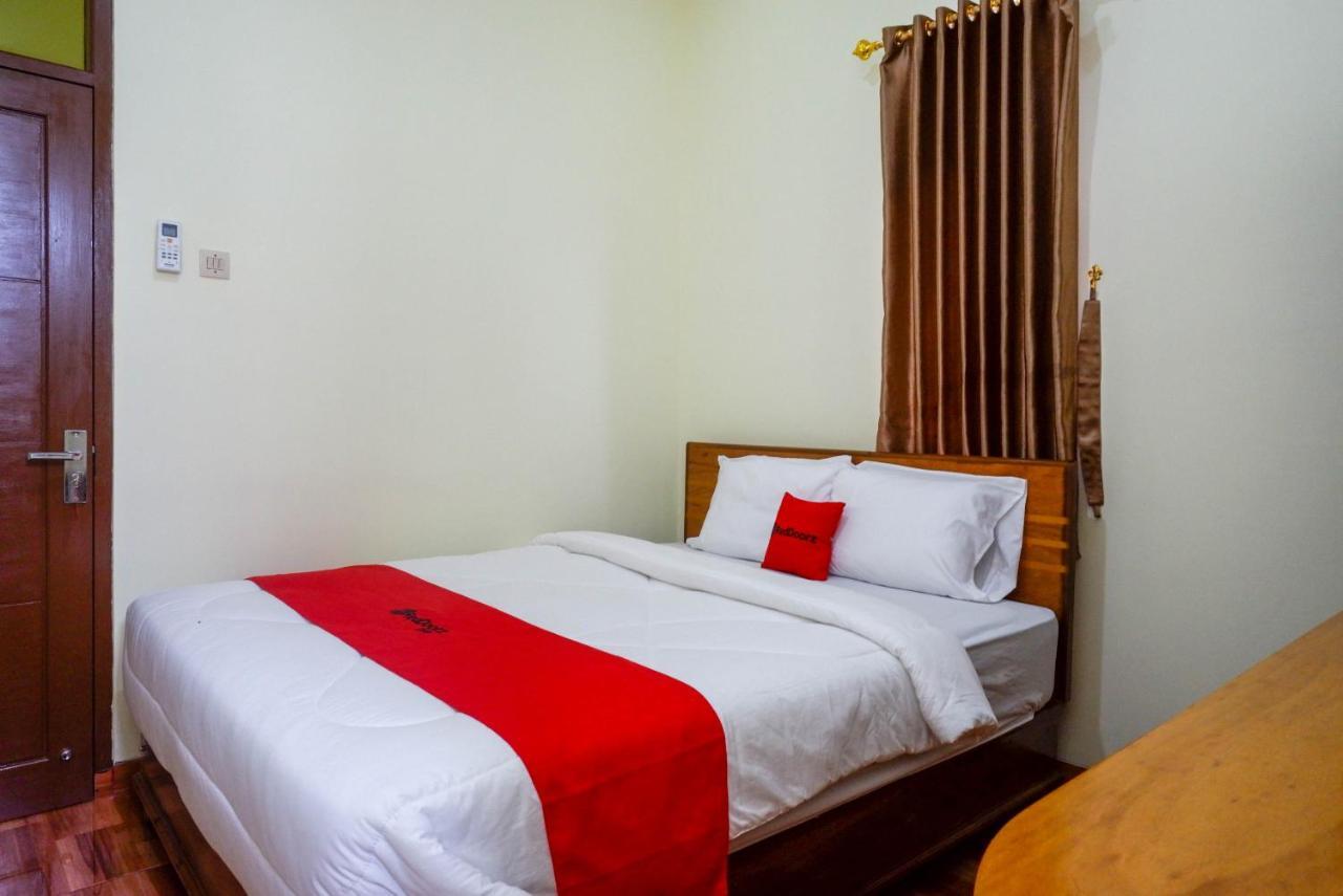 Reddoorz Near Rita Supermall Purwokerto 2 Екстер'єр фото