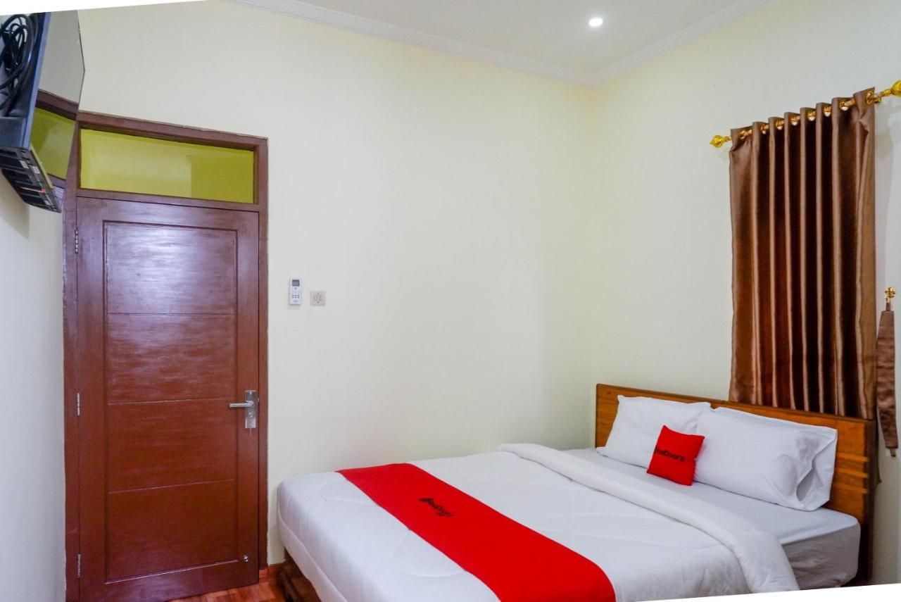Reddoorz Near Rita Supermall Purwokerto 2 Екстер'єр фото